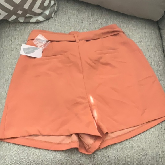 Forever 21 shorts Large - Picture 3 of 3